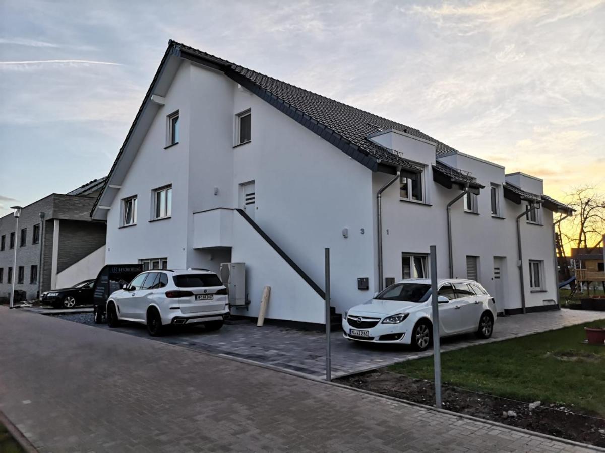 バート・エーンハウゼンModern Wohnen I Parkplatz I Wlan I Netflix I Balkon I 6 Schlafplaetzeアパートメント エクステリア 写真