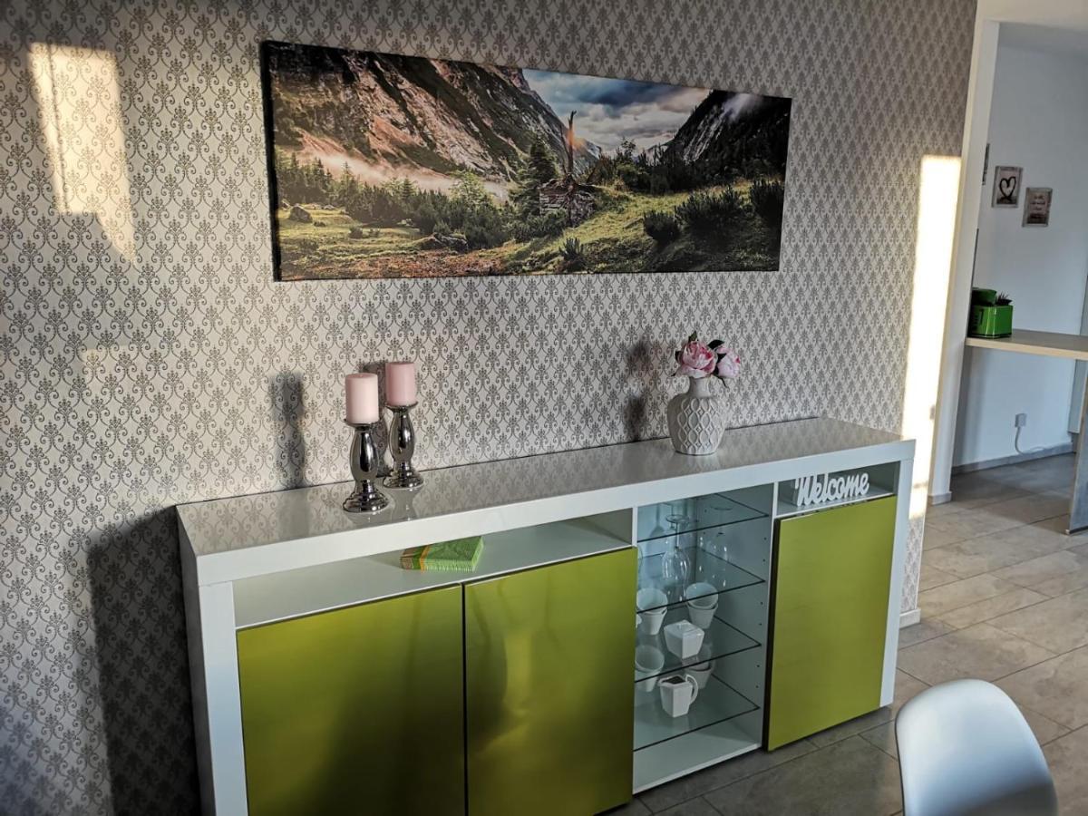 バート・エーンハウゼンModern Wohnen I Parkplatz I Wlan I Netflix I Balkon I 6 Schlafplaetzeアパートメント エクステリア 写真